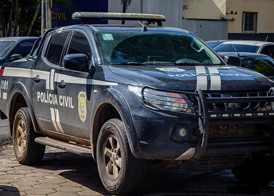 Viatura da Polícia Civil