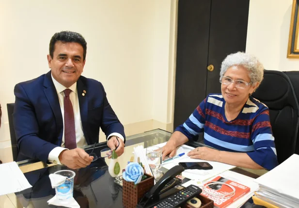 deputado estadual Henrique Pires (MDB) e a governadora Regina Sousa