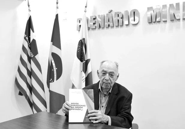 Advogado Celso Barros