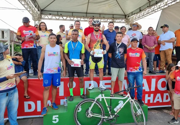 Colocações de primeiro, segundo e terceiro lugar nas competições