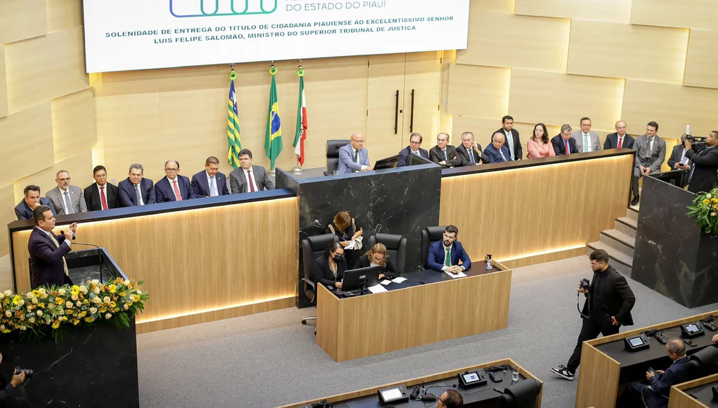 Luis Felipe Salomão também recebeu título de cidadania Piauiense