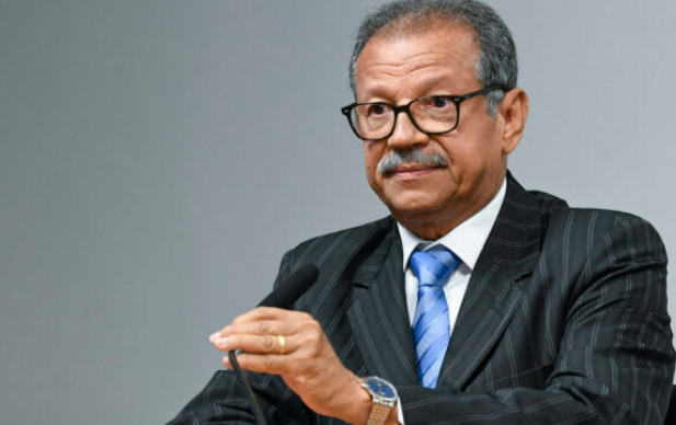 Desembargador aposentado Sebastião Coelho