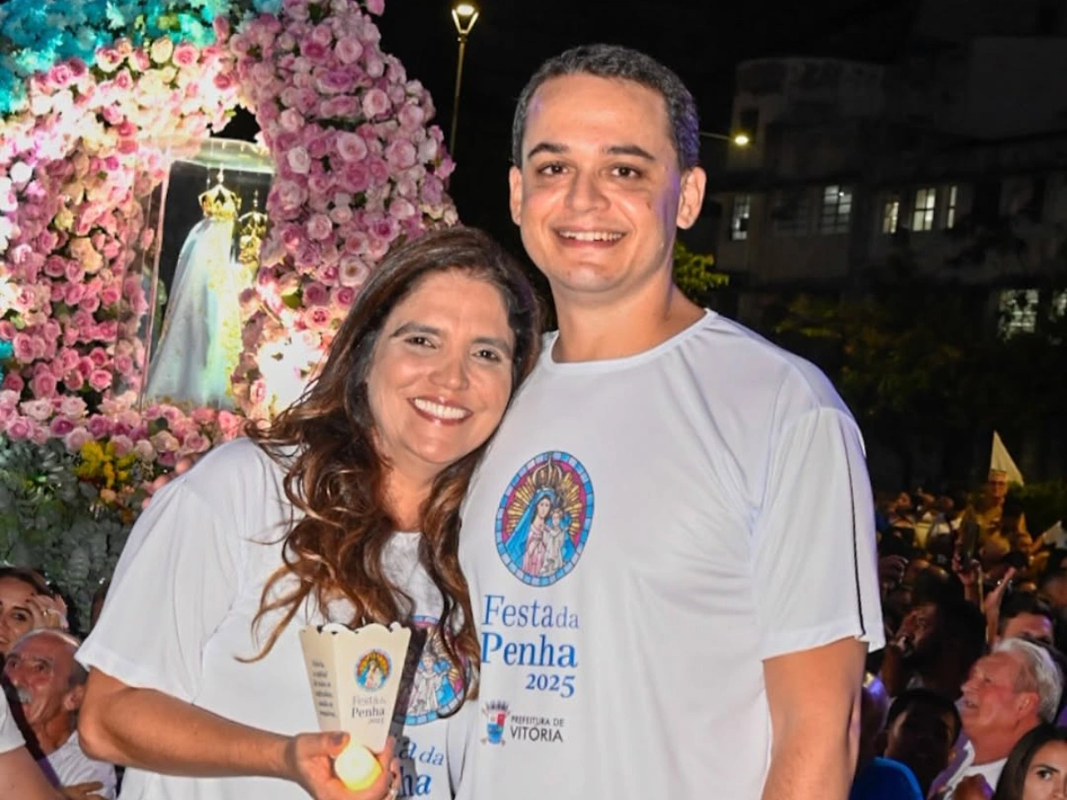 Prefeito de Vitória Loreno Pazolini e a esposa Paula Almeida