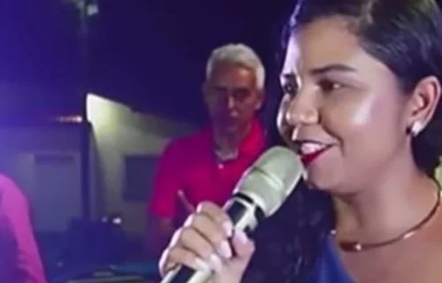 Secretária sorteia a própria mãe em festa do Dia das Mães em Rondônia