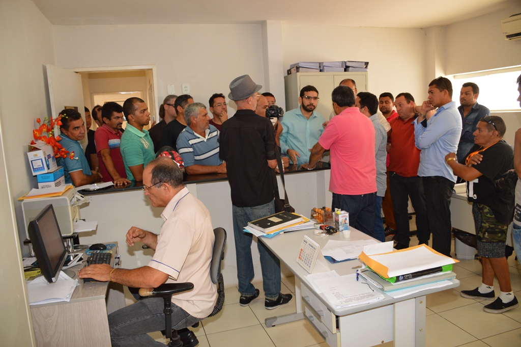 Consumidores de energia na Câmara de Picos