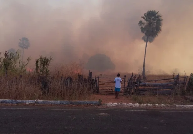 Incêndio em Santa Cruz do Piauí